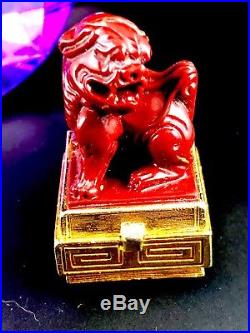 1979 Estee Lauder Ivory Series Treasure Foo Dog Solid Cinnabar Perfume Compact