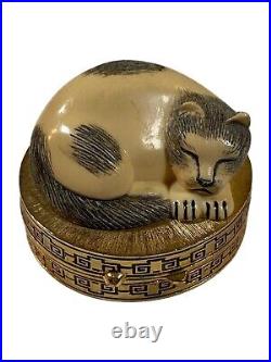 1985 Estee Lauder Ivory Series Round Sleeping Cat on Top Solid Perfume Compact