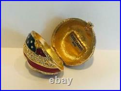 2002 Estee Lauder BEAUTIFUL AMERICA APPLE Solid Perfume Compact