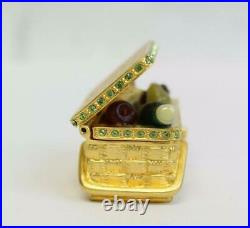 2002 Estee Lauder BEAUTIFUL PICNIC BASKET Solid Perfume Compact