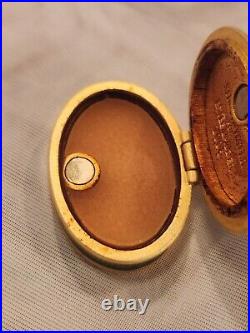 2006 Estee Lauder BEYOND PARADISE Solid Perfume FRAMED MEMORIES COMPACT & Box