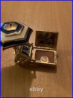 Collectors RARE Estee Lauder 2008 Solid Perfume Compact Brilliant Beach Chair