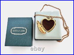 ESTEE LAUDER 1976 FLUTED HEART NECKLACE SOLID PERFUME COMPACT in Orig. BOX VTG
