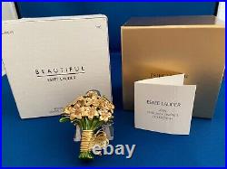 ESTEE LAUDER ROMANTIC BOUQUET SOLID COMPACT with BEAUTIFUL PERFUME