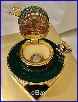 ESTEE LAUDER The MAD HAT Pleasures Solid Perfume Compact LIMITED EDITION 2018
