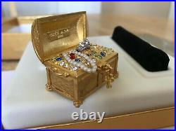 Estee Lauder 2001 Dazzling Gold Solid Perfume Compact Treasure Chest Mib