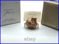 Estee Lauder 2005 Pleasures Pampered Pekinese Compact For Solid Perfume