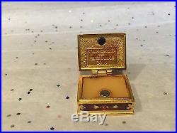 Estee Lauder 2009 Beautiful Holiday Stocking Solid Perfume Compact Full