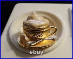 Estee Lauder Beautiful Cafe Coffee Cup Solid Perfume Compact 1999 NEW