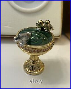 Estee Lauder'Birdbath' Solid Perfume Compact