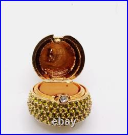 Esteé Lauder Crystal Green Pear NOS Solid Perfume Compact