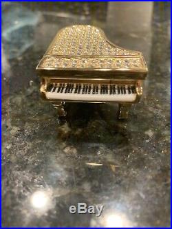 Estee Lauder GLITTERING GRAND PIANO Compact for Solid Perfume 2007- Rare
