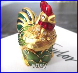Estee Lauder Goldtone ROOSTER White Linen Solid Perfume Compact 2001