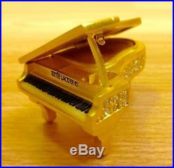 Estee Lauder Grand Piano Solid Perfume Compact
