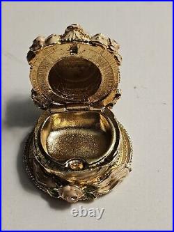 Estee Lauder Party Cake Solid Perfume Compact NEW