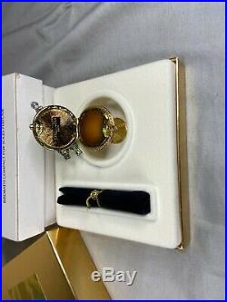 Estee Lauder Pleasures BIRDBATH Solid Perfume Compact 2001 ORIGINAL BOX
