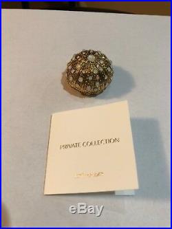 Estee Lauder Private Collection Tuberose Gardenia 07 Sea Urchin Perfume Compact