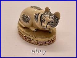 Estee Lauder Solid Perfume Compact 1982 Contented Cat Ivory Series Cinnabar