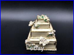 Estee Lauder WEDDING CAKE Solid Perfume (BEAUTIFUL) Compact Sylvia Weinstock