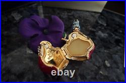 Estee Lauder x Disney Beautiful just one bite Perfume Compact snow white