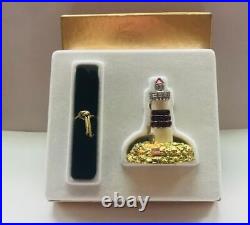 New Full/Unused 2004 Estee Lauder Beautiful Lighthouse Solid Perfume Compact
