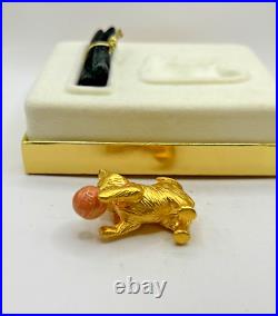 Pleasures By Estee Lauder 0.9g Delightful Kitten Solid Perfume Compact