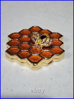 RARE Estee Lauder KNOWING Solid Perfume Compact Honeycomb Bee Full with Box