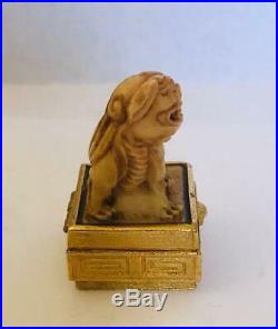 RARE1974 Estee Lauder AZUREE IVORY FOO DOG Solid Perfume Compact WithPOUCH