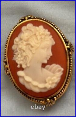 Rare Vintage Estee Lauder Collectible Keepsake Solid Perfume Gold Compact Cameo