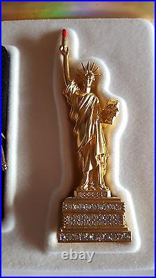 Swarovski, Estee Lauder Lady Liberty perfume Creme Compact