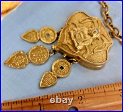 Vintage Estee Lauder Blue Nights Buddha Compact Pendant Gold Tone Chain Necklace