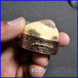 Vintage Estee Lauder Cinnabar Solid Perfume Compact Ivory Series Sleeping Cat