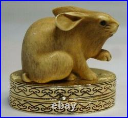 Vintage Estee Lauder Perfume Compact Carved Rabbit Cinnabar A65E